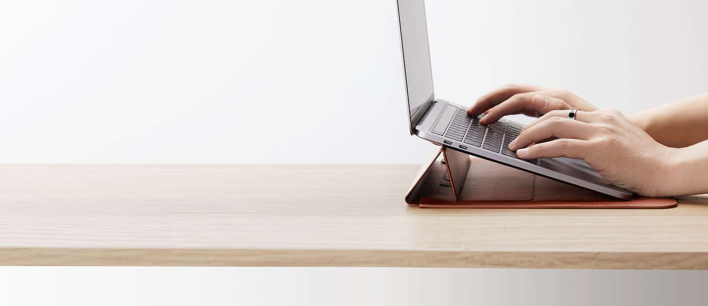 HyperShield Stand & Go Sleeve for 15"/16" MacBook Pro