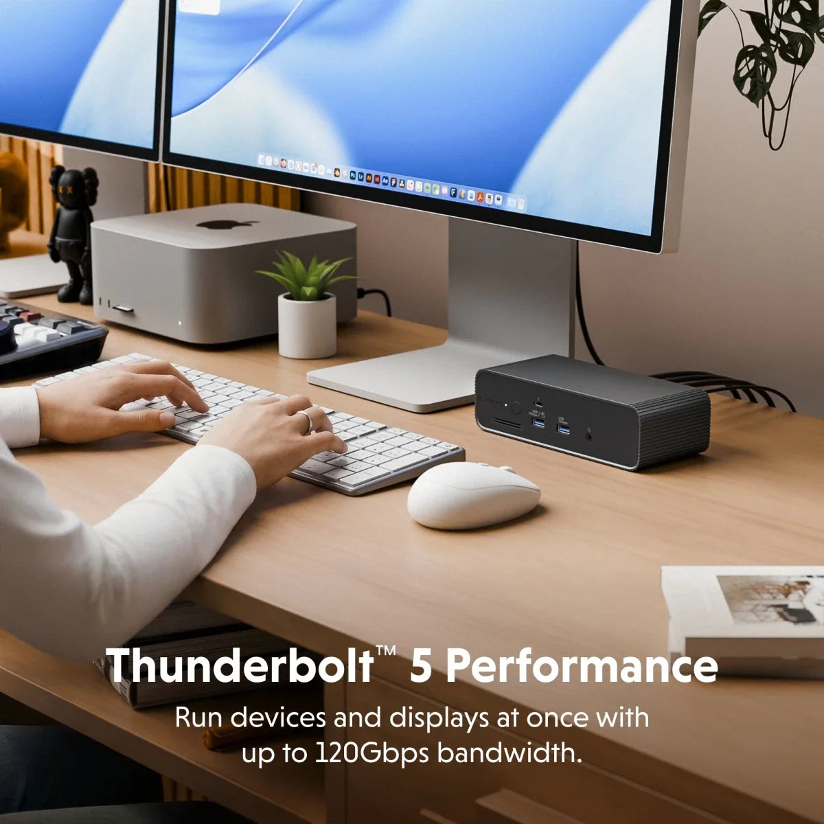 HyperDrive Next Thunderbolt 5 Dock